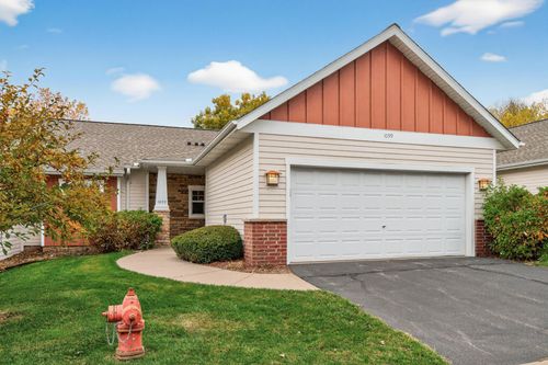 1099 Barclay St, Saint Paul, MN, 55106-2870 | Card Image