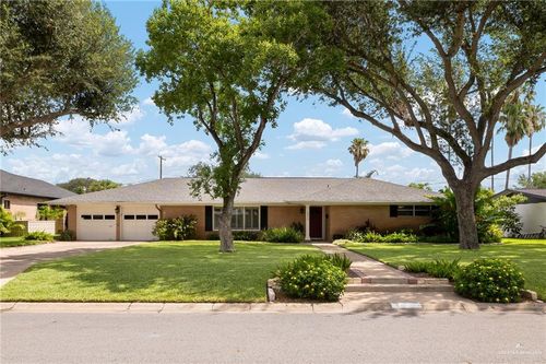 1512 Kerria Ave, McAllen, TX, 78501-3843 | Card Image