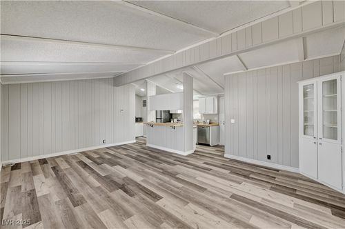 5318 Tupelo Ln, Las Vegas, NV, 89122-4020 | Card Image