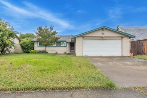 3421 Huntsman Drive, Sacramento, CA, 95826 | Card Image