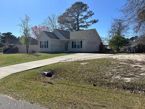 322 Tangle Oaks Ct, Belville, NC, 28451-8599 | Card Image