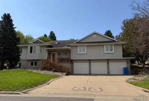 850 E Mill St, Akron, IA, 51001-8573 | Card Image