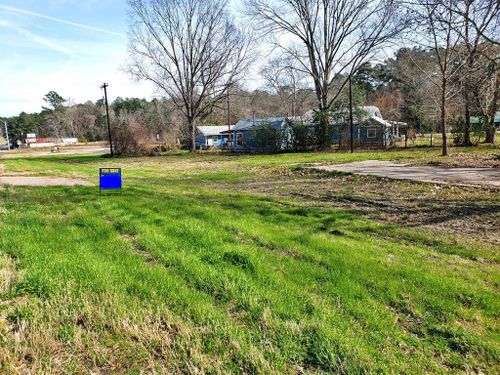 1330 Us Highway 190 W, Oakhurst, TX, 77359 | Card Image