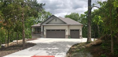 1504 Sw Stonewall Drive, House other with 4 bedrooms, 3 bathrooms and null parking in Oak Grove MO | Image 1