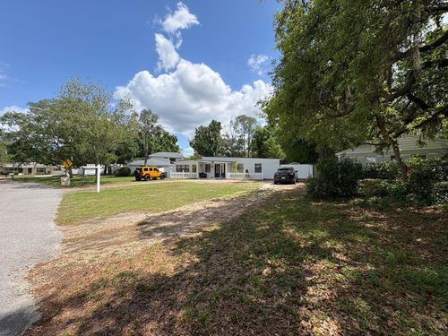 1506 S Oregon Cir, TAMPA, FL, 33612-6566 | Card Image