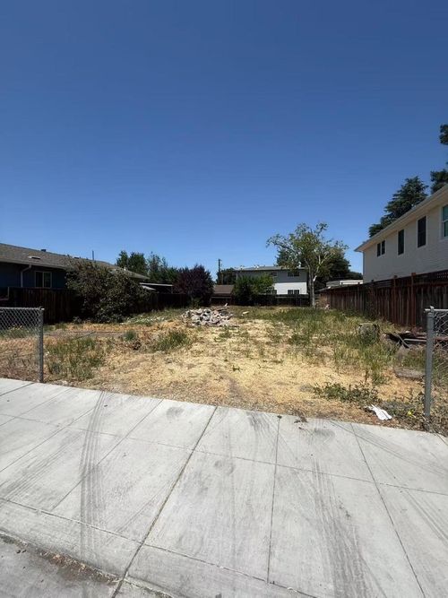 43 Orchard Ave, Redwood City, CA, 94061-3719 | Card Image