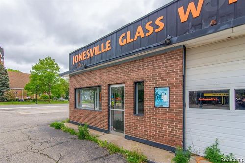 264 E Chicago St, Jonesville, MI, 49250-1003 | Card Image