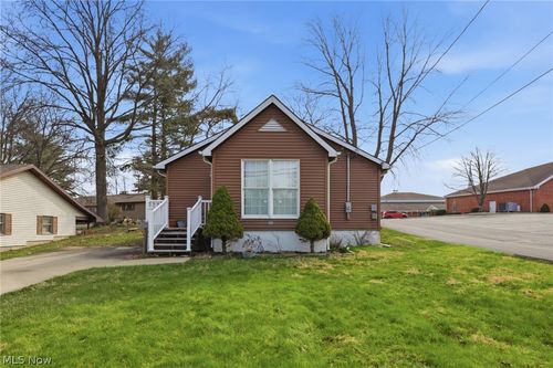 655 Spangler St, Willard, OH, 44890-1553 | Card Image