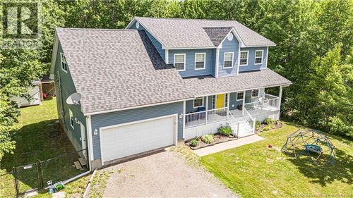 121 Alexander Dr, Beaver Dam, NB, E3B8A8 | Card Image