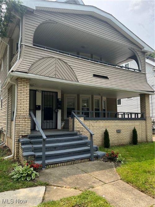 892 Delia Ave, Akron, OH, 44320-2230 | Card Image