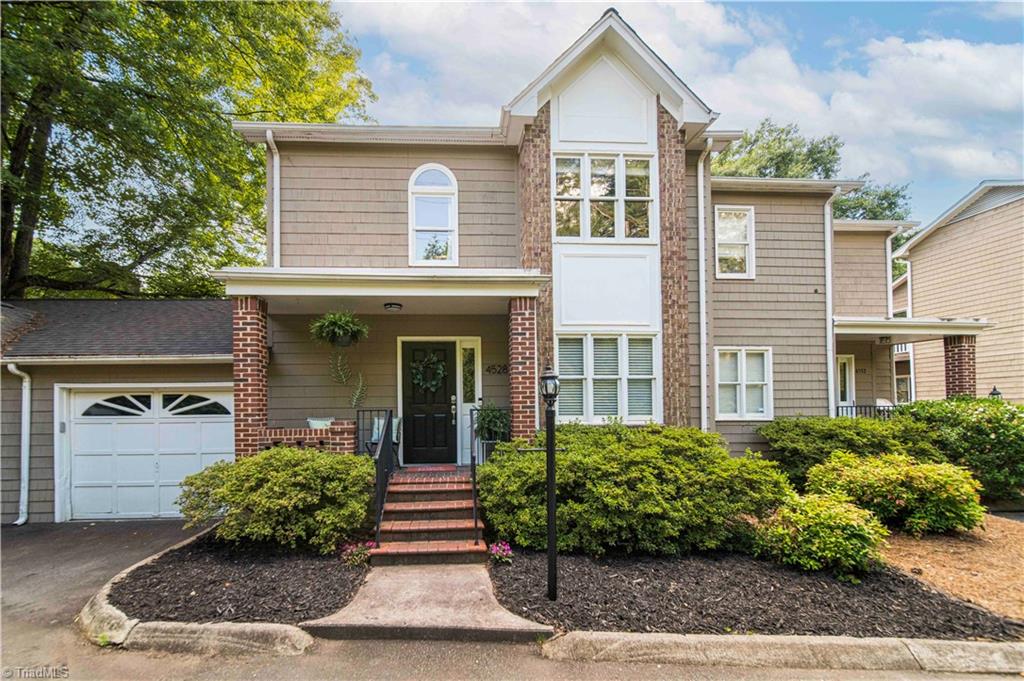 Fernhaven Cir, Winston Salem, NC 27104