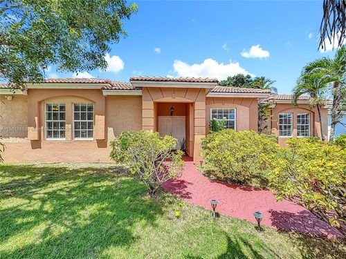 30030 Sw 154th Ave, Homestead, FL, 33033-3582 | Card Image