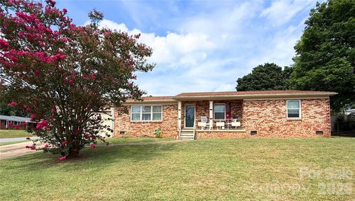 1206 Wyanoke Ave, Shelby, NC, 28152-6335 | Card Image