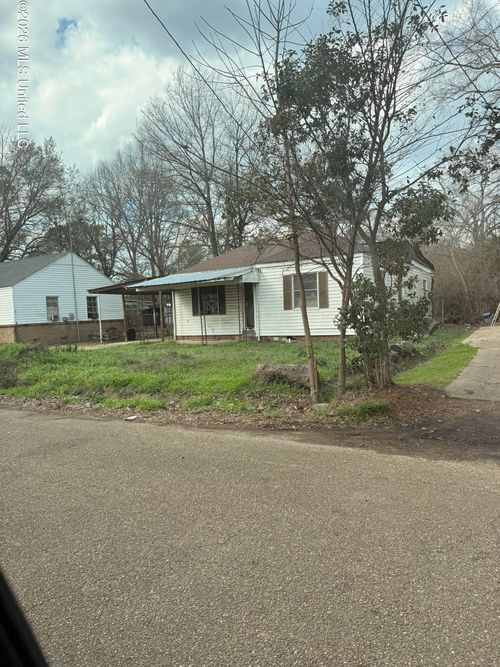 224 Hartfield St, Jackson, MS, 39216-3036 | Card Image