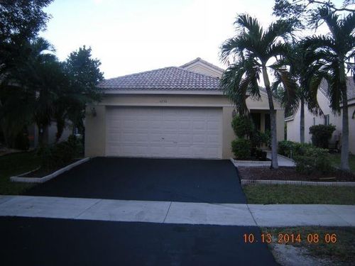 4256 Mahogany Ridge Dr, Weston, FL, 33331-3826 | Card Image
