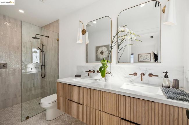 641 Spruce St, House other with 5 bedrooms, 5 bathrooms and 2 parking in Berkeley CA | Image 39