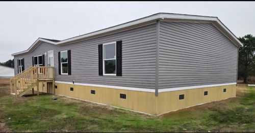 5273 Indian Branch Rd, Hartsville, SC, 29550-6547 | Card Image