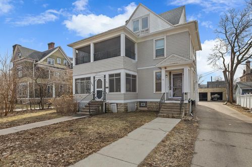 369 W 5th St, Winona, MN, 55987-6263 | Card Image