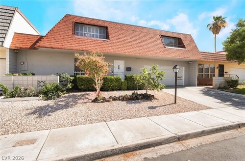 3483 Victory Ave, Las Vegas, NV, 89121-7218 | Card Image