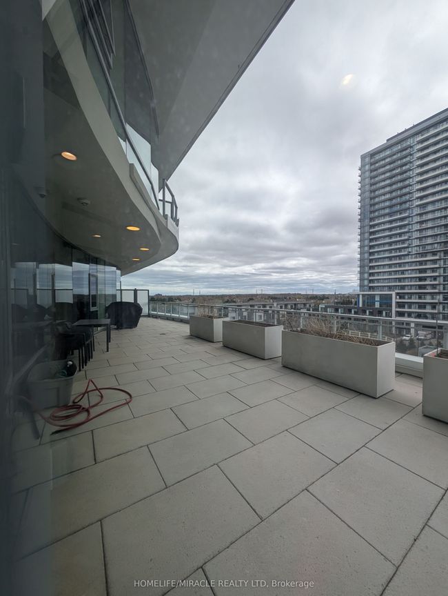 1611 - 2520 Eglinton Ave W, Condo with 3 bedrooms, 2 bathrooms and 1 parking in Mississauga ON | Image 34