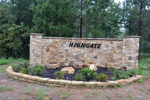 1140 Highgate Pt, Soddy Daisy, TN, 37379-3205 | Card Image