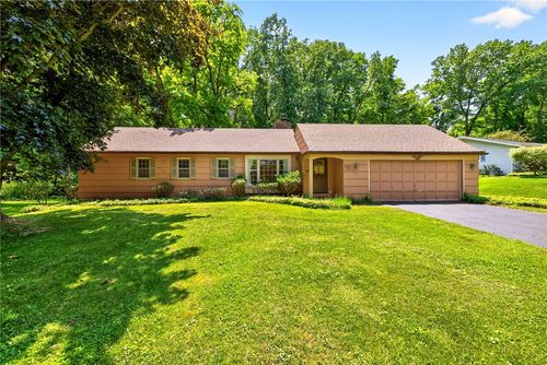 25 Little Brook Dr, Pittsford, NY, 14534-3307 | Card Image