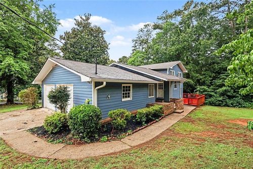 3348 Goldenchain Dr, Lithonia, GA, 30038-2632 | Card Image