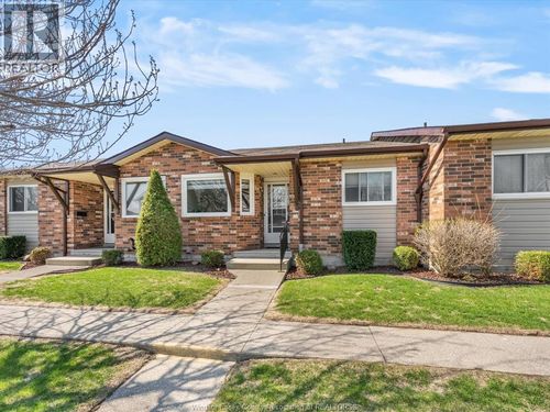 16-7 Cherry Lane, Leamington, ON, N8H5A5 | Card Image