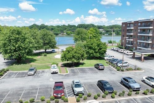 2408-200 Sanders Ferry Rd, Hendersonville, TN, 37075-5074 | Card Image