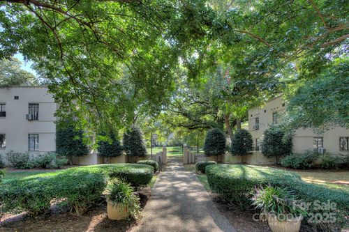 apt-24-1121 Myrtle Ave, Charlotte, NC, 28203-3520 | Card Image
