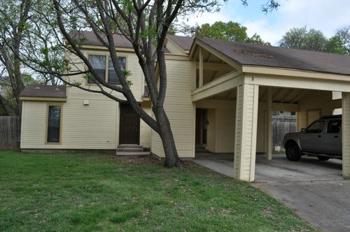 a-8106 Hood Cir, Austin, TX, 78745-6913 | Card Image