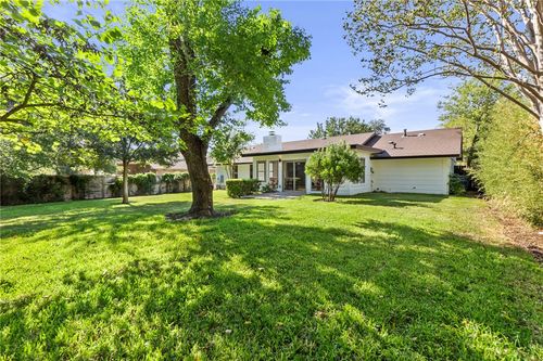 1004 Cripple Creek Dr, Austin, TX, 78758-5112 | Card Image