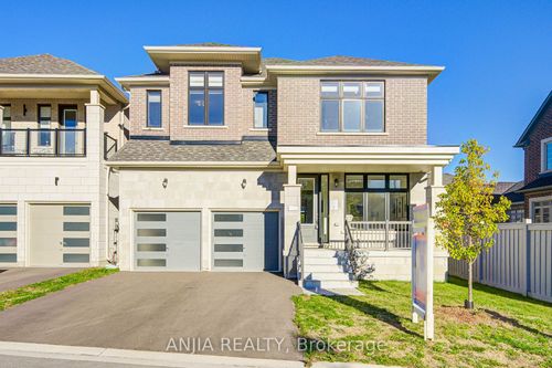 3 Joiner Cir, Whitchurch-Stouffville, ON, L4A4W9 | Card Image