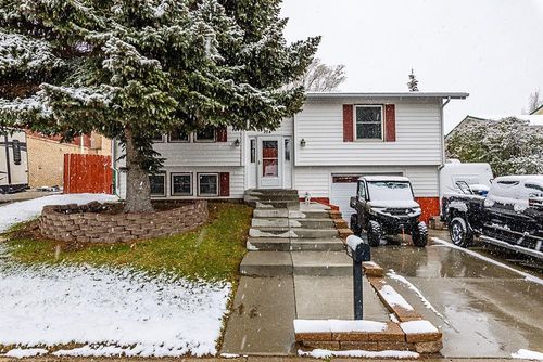 224 Taylor St, Rock Springs, WY, 82901-4925 | Card Image