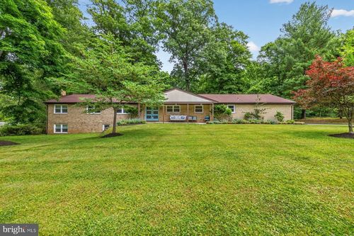 115 Swanhill Ct, PIKESVILLE, MD, 21208-1608 | Card Image