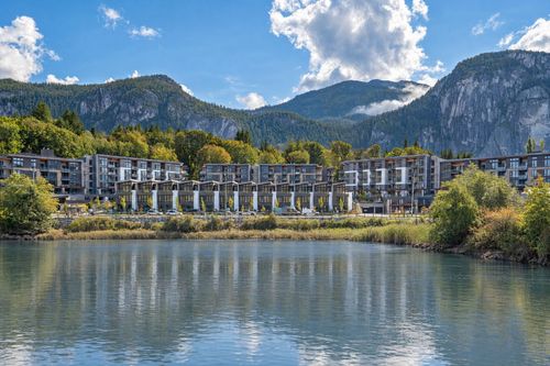 208-1506 Scott Crescent, Squamish, BC, V8B1G4 | Card Image