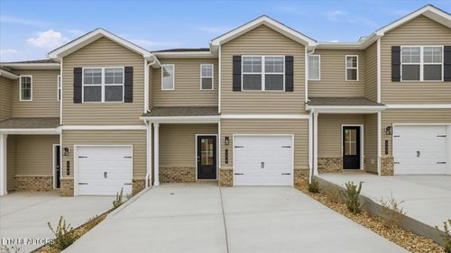 136 Jace Way, Kodak, TN, 37764 | Card Image