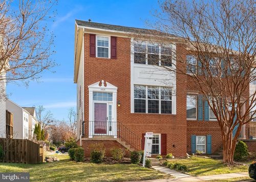 4821 Great Heron Ter, FAIRFAX, VA, 22033-5403 | Card Image