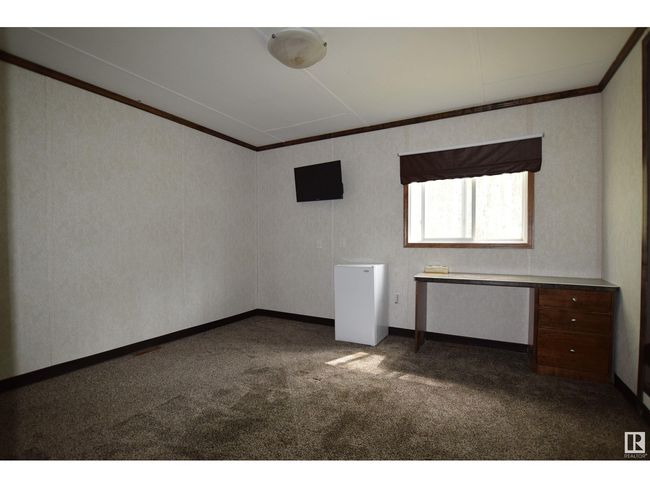 455 Industrial Dr N, House other with 9 bedrooms, 10 bathrooms and 12 parking in Red Earth Creek AB | Image 14