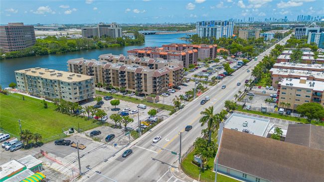 APT-103 - 5249 Nw 7 Th St, Condo with 2 bedrooms, 2 bathrooms and null parking in Miami FL | Image 23