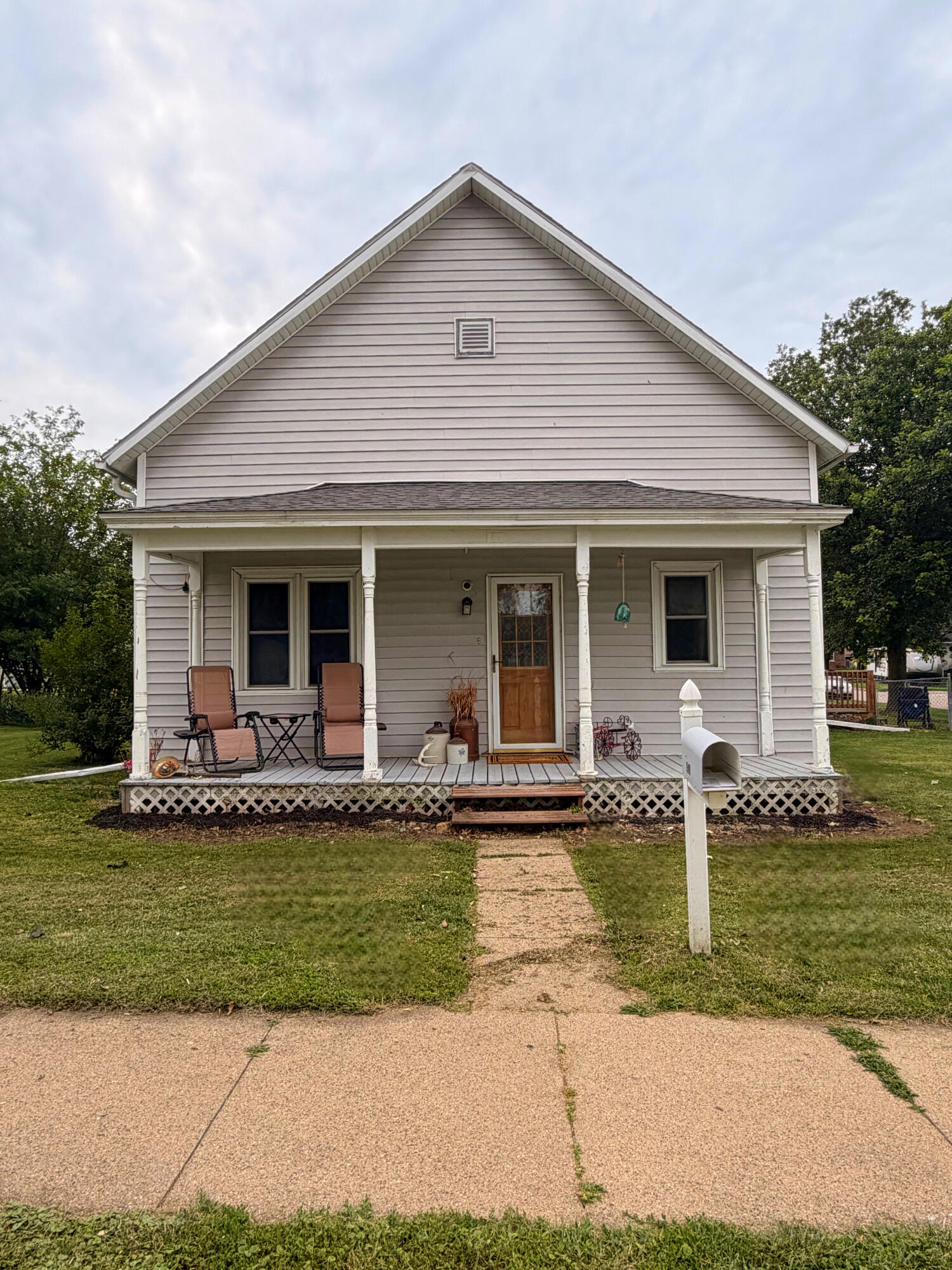 Residential in LOGAN 2