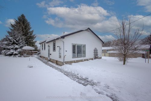 34 George St N, Elmwood, ON, N0G1S0 | Card Image