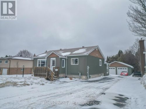 858 Airport Rd, North Bay, ON, P1C1A2 | Card Image
