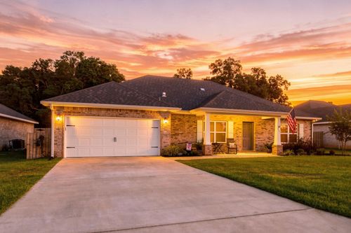 7791 Piper Cir, Milton, FL, 32583-8733 | Card Image