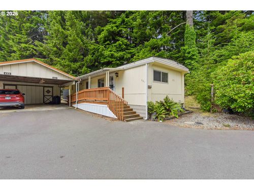 661 Village Pines Dr, Coos Bay, OR, 97420-2879 | Card Image