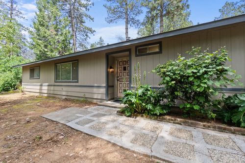 15084 Early Dawn Ln, Redding, CA, 96003-7313 | Card Image