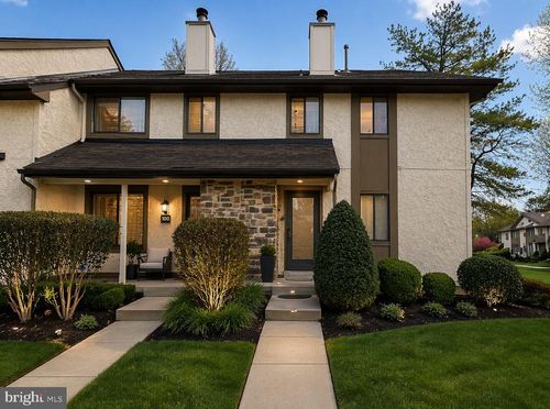 101 Hampshire Dr, Plainsboro, NJ, 08536-4314 | Card Image