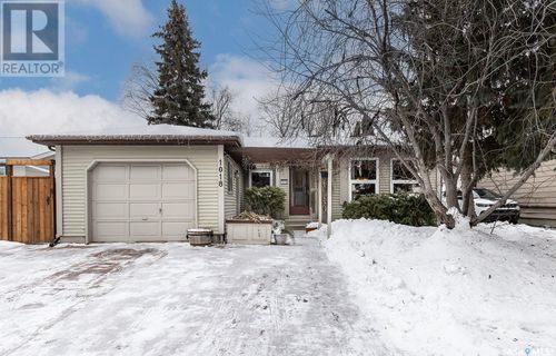  Whitewood Cres, Saskatoon, SK, S7J4L1 | Card Image