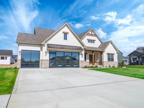 8022 Wyman Dr, Saint John, IN, 46373-7037 | Card Image