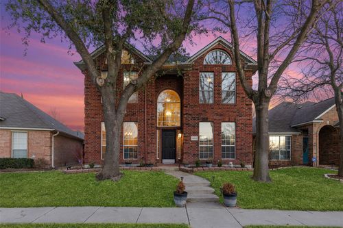18212 Muir Cir, Dallas, TX, 75287-4922 | Card Image